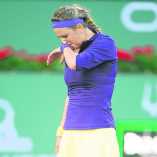 Wozniacki y Kerber avanzan sin despeinarse