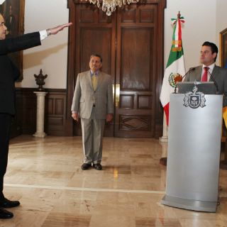 Enrique Ramos rinde protesta como secretario de Turismo