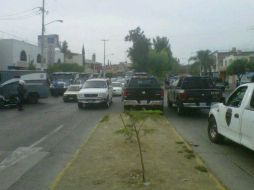 Al lugar acudieron Policías Municipales, Estatales y agentes de la Procuraduría.  /