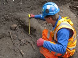 Los análisis de ADN que se realizarán a los restos podrían revelar información sobre la bacteria que originó la llamada Peste Negra. EFE /