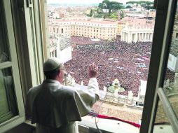 Pasada la misa de instalación, el Papa Francisco visitará el sábado 23 a Benedicto XVI en Castelgandolfo, la residencia pontificia. AP /