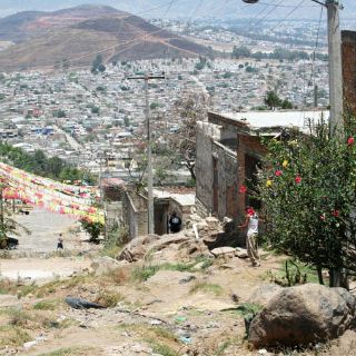 Alcalde niega regularizar a invasores del Cerro del Cuatro