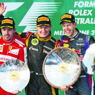 Kimi rompe el protocolo