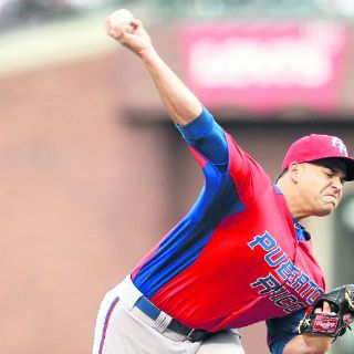 Puerto Rico echa a los bicampeones