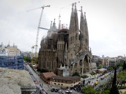 En 1882, se coloca la primera piedra del templo de la Sagrada Familia, en Barcelona, España. ARCHIVO /