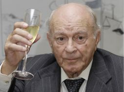 Di Stefano relata para ''Marca'' la probabilidad de haber compartido la cancha con Jorge Bergogglio, el Papa Francisco. AP /