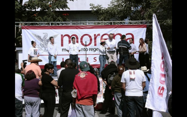 Los morenistas se declaran en alerta frente a la amenaza de privatizar Pemex. ARCHIVO /