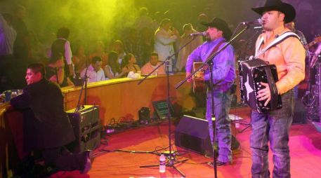 Intocable lidera las preferencias en radio. ARCHIVO /