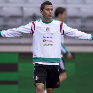 Cada jugador debe analizar qué está bien o mal en América: Aguilar