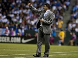 Luis Fernando Suárez indica que se dará tiempo suficiente para poder elegir los 11 y realizar cambios. MEXSPORT /