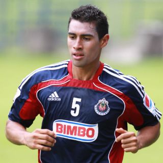 Patricio Araujo es multado y regañado