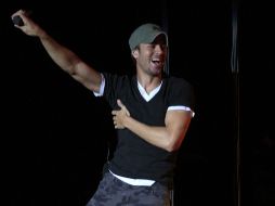 Iglesias afirma que él y su pareja están cómodos sin el matrimonio. ARCHIVO /