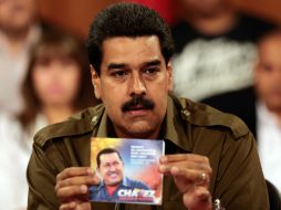 Marquina asegura que al inscribirse como candidato ante la CNE, Maduro debió dejar la función pública. ARCHIVO /