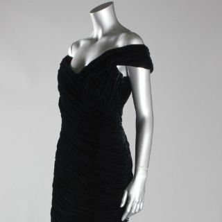 Subastan vestidos de Lady Di por 1.3 MDD