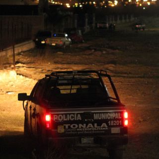 Tonalá empieza obra de centro universitario entre protestas