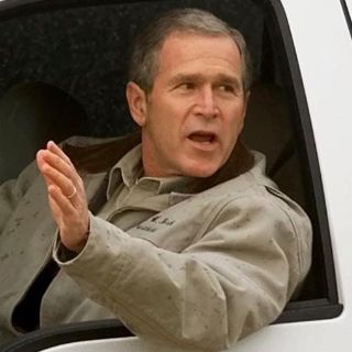 Difunden en internet correo electrónico de George W. Bush