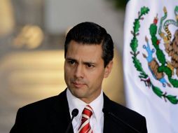 No queda claro si la ''fe de erratas'' enmienda el error, es decir, incluye a Peña Nieto entre los funcionarios que pierden el fuero. ARCHIVO /