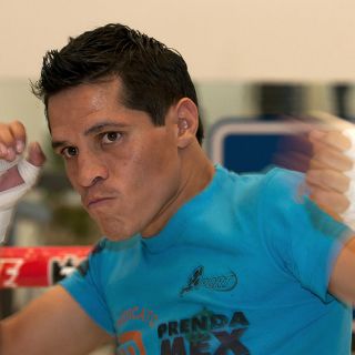 Sosa expondrá su título en mayo