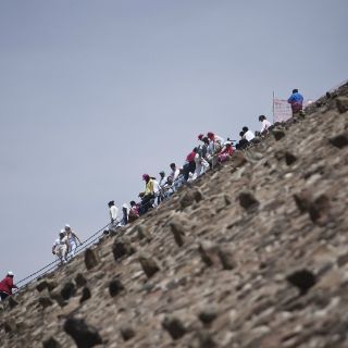 Reciben a la primavera en Teotihuacán