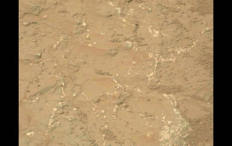 Los científicos suponen que la arcilla que descubrió el Curiosity debió haber sido creada a través de procesos ambientales. AFP /