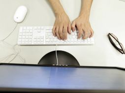Se calcula que en China unos 400 millones de personas utilizan servicios de descarga musical online. ARCHIVO /