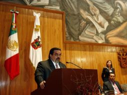 Cortés Guardado rinde su informe de actividades ante el Consejo General Universitario (CGU), con quórum de 124 miembros. ARCHIVO /