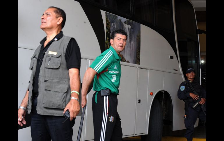José Manuel de la Torre a su llegada a San Pedro Sula. AFP /