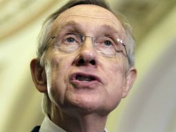 La ley propuesta por Reid incluye cláusulas de revisión de antecedentes, seguridad escolar y tráfico de armas. ARCHIVO /