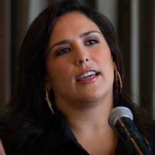 Lupillo prefiere a Angélica Vale para interpretar a Jenni