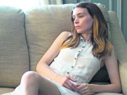 Rooney Mara interpreta a una mujer que se ve afectada por un medicamento que modifica su personalidad y su entorno. ESPECIAL /