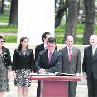 Destacan el legado reformista de Benito Juárez