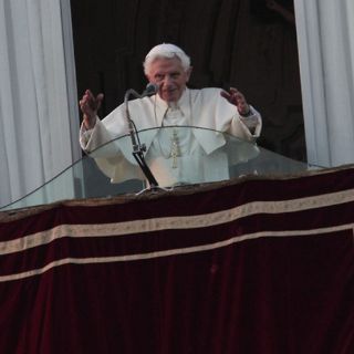 El Papa Francisco se reunirá mañana con Benedicto XVI