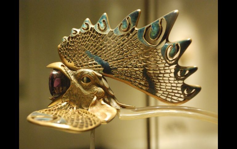En la foto: tiara manufactura de Lalique. ARCHIVO /