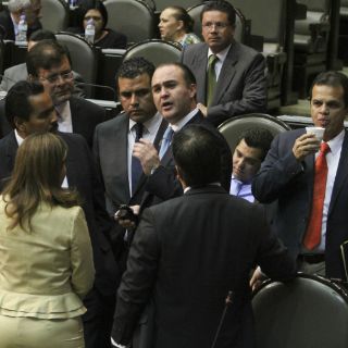 Celebran MVS y Dish reforma a telecomunicaciones