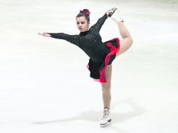 Con clase. La jalisciense Mariana Solana demuestra la calidad con la que se compite en la Copa Guadalajara en la pista del Ice Land. EL INFORMADOR /