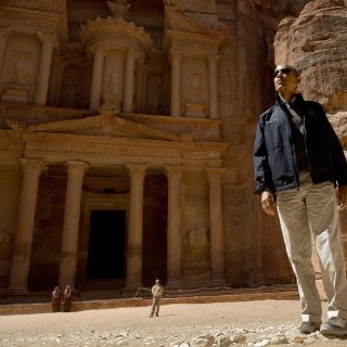 Obama visita Petra pese a una tormenta de arena