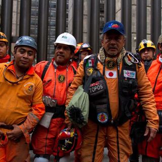 Capacitan ''topos'' mexicanos a rescatistas chilenos