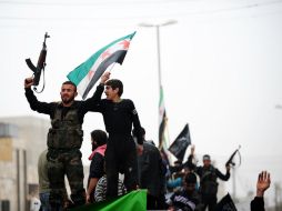 Su renuncia se produce en un momento en el que los opositores buscan que los países occidentales les suministren armas. AFP /