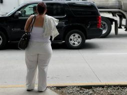 Recomiendan cambiar los hábitos alimenticios y conservar el peso adecuado para la prevención. ARCHIVO /