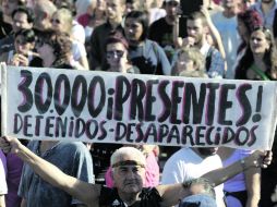 los argentinos mantienen presente el sufrimiento vivido por los 30 mil desaparecidos, a consecuencia del asalto militar. AFP /