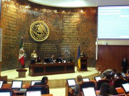 Diputados locales, ya cobran las quincenas que se les adeudaban desde diciembre. ARCHIVO /