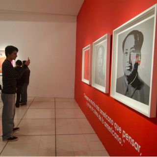 Museo Warhol no podrá mostrar retratos de Mao en China