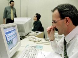Según cifras, el 35 por ciento de los entrevistados no se encuentra satisfecho con su empleo actual. ARCHIVO /