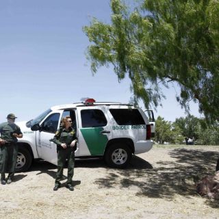 Detienen en Texas a 66 indocumentados