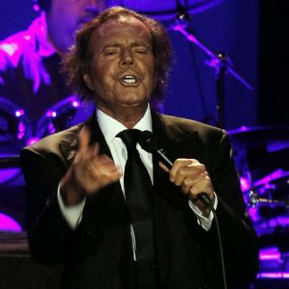 Julio Iglesias es el latino con más discos vendidos en China
