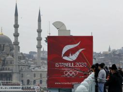 El Comité Olímpico finaliza su visita a Estambul, ciudad candidata a organizar los Juegos Olímpicos en 2020. EFE /
