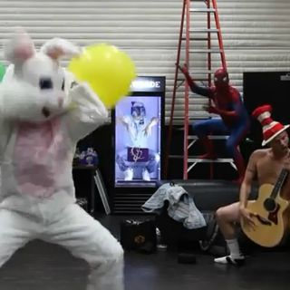 Los Backstreet Boys bailan su propia versión del Harlem Shake