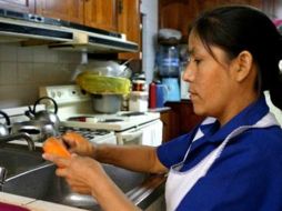 El Congreso brasileño concluyó la votación de una enmienda constitucional que concede plenos derechos laborales a las empleadas. ARCHIVO /