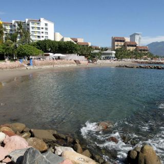 Playas limpias y vigiladas en Vallarta