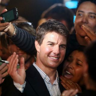 Cruise es recibido en Río por decenas de seguidores